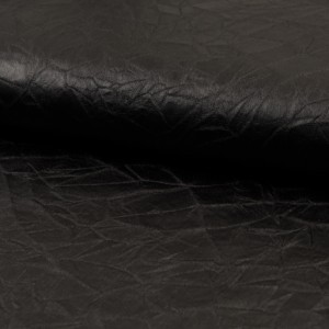 gecrushter, leichter Stoff im Lederlook schwarz