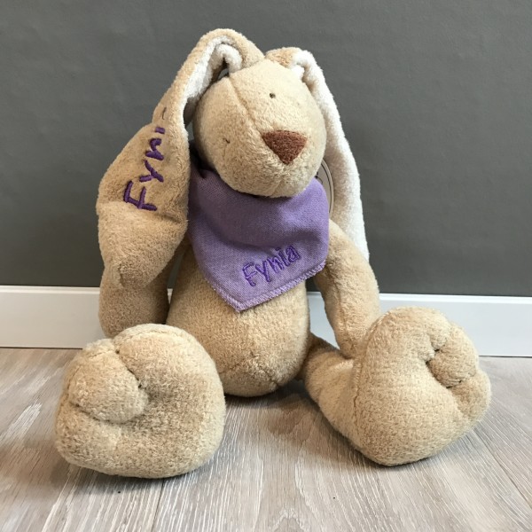 Hase mit Halstuch FYNIA